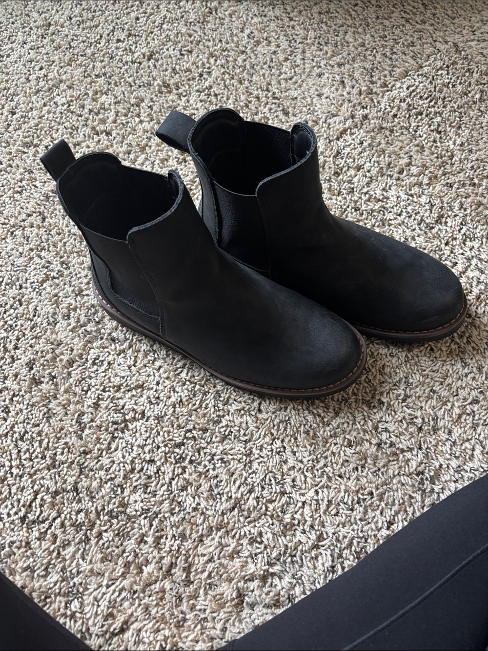 Men’s black ankle boots. Size 8.